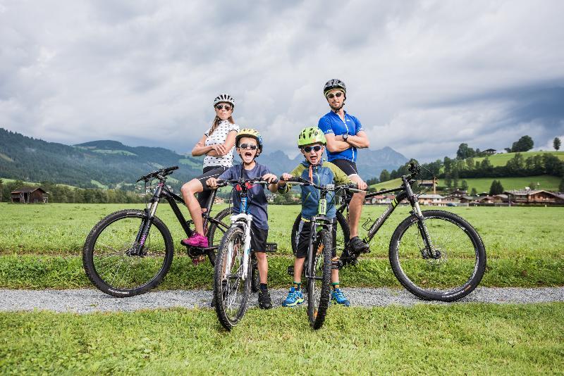 Lisi Family Hotel Reith bei Kitzbuehel Bagian luar foto